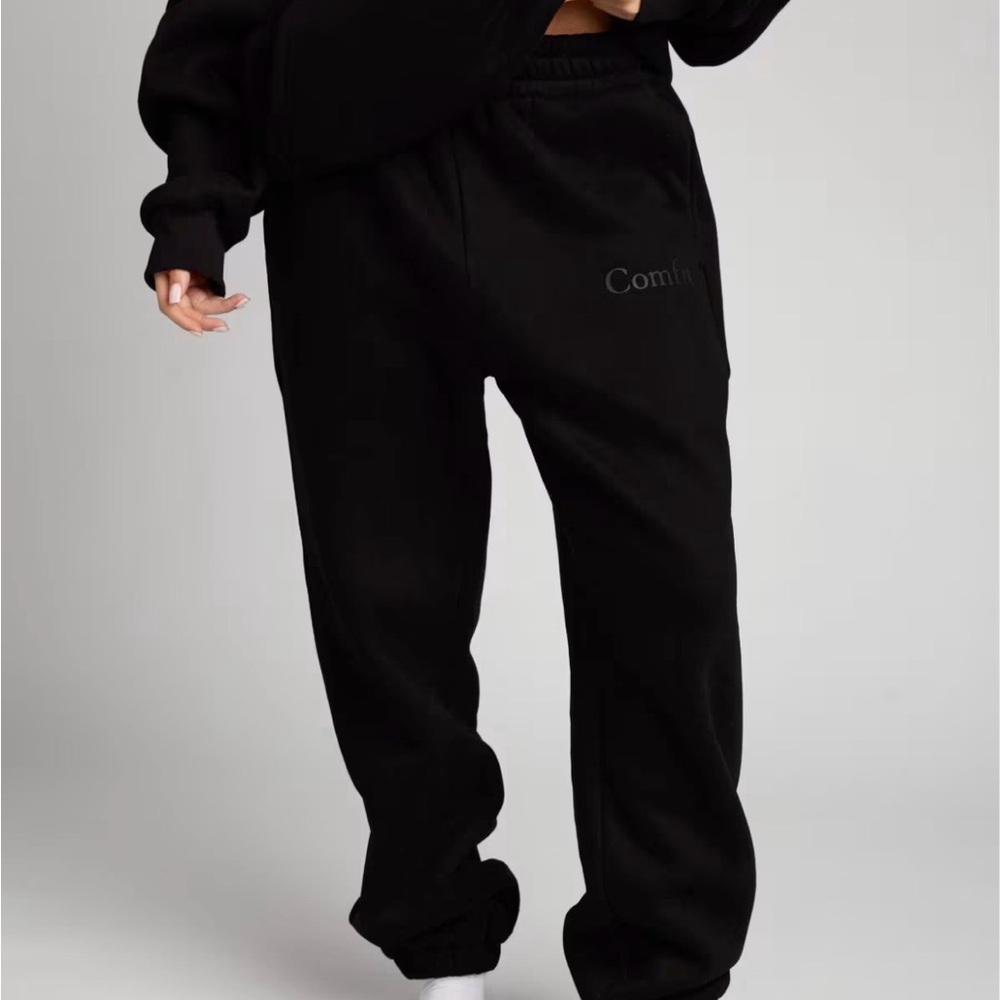 COMFRT Obsidian Minimalist Sweatpants Size Large NIB